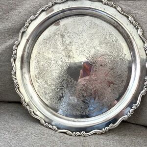 VINTAGE ONEIDA OL 2 LIONS USA STAMPED 12” ROUND SILVER-PLATE TRAY 40’s - 50’s